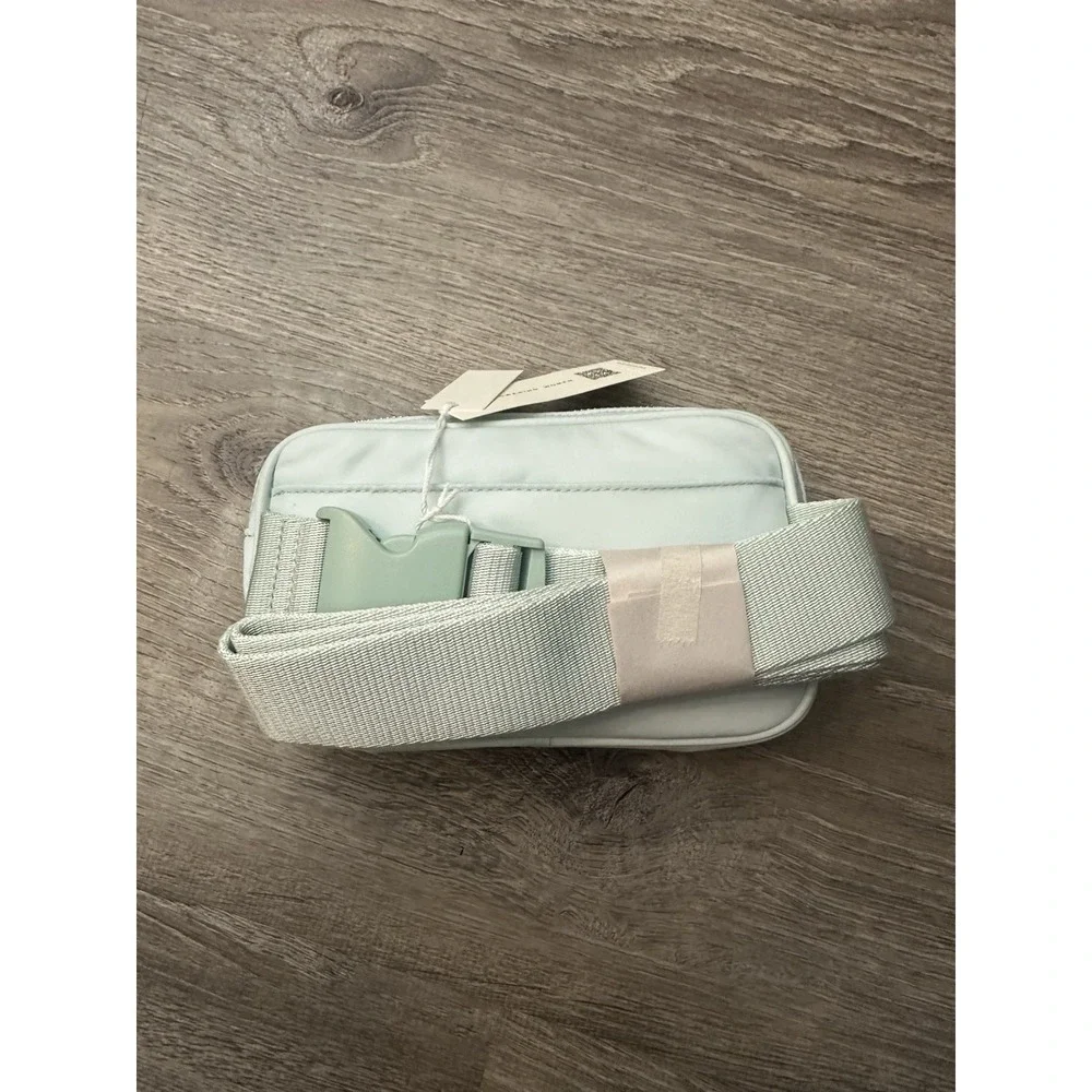 Tory BURCH Virginia Belt Bag Bay Ice Blue BNWT Athletic/Sporty